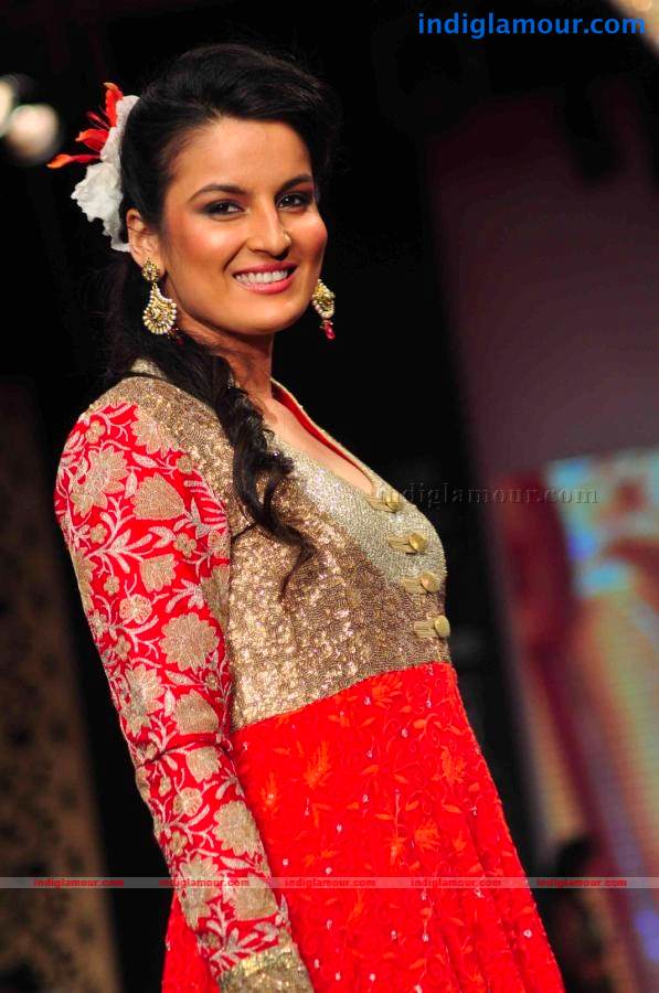 IIJW BETI By Gitanjali In Association With Gr8 Event hd photo