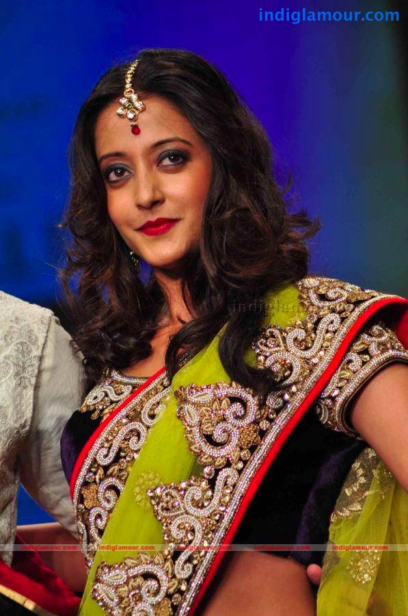 IIJW BETI By Gitanjali In Association With Gr8 Event hd photo