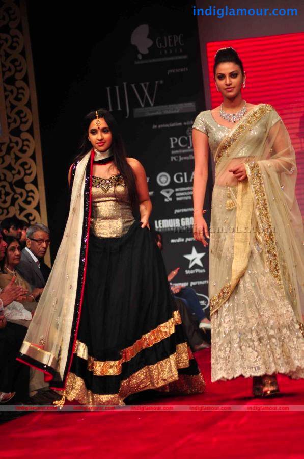 IIJW BETI By Gitanjali In Association With Gr8 Event hd photo