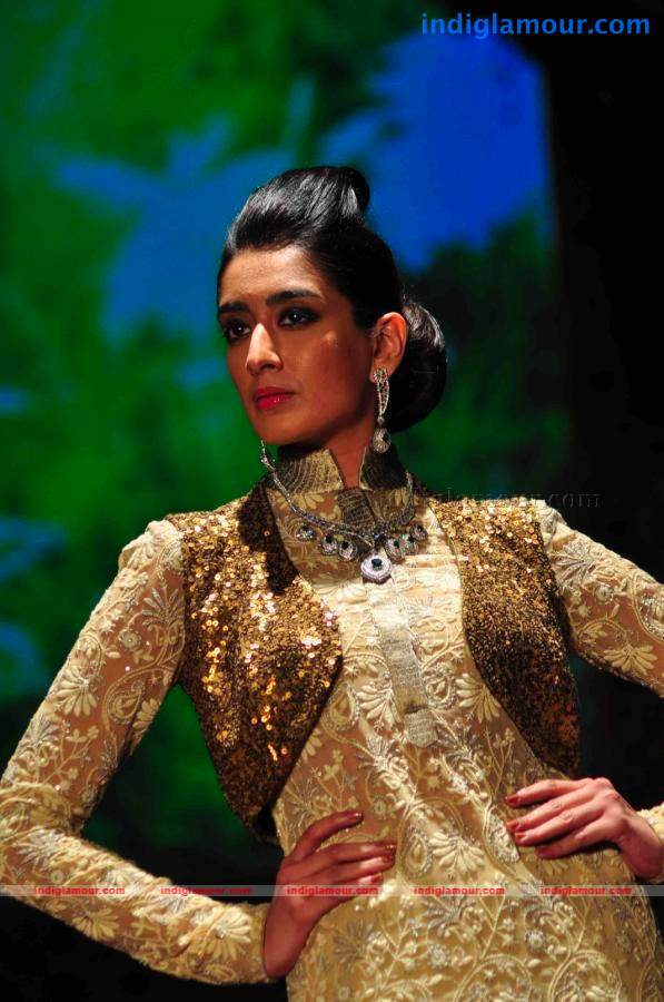 IIJW BETI By Gitanjali In Association With Gr8 Event hd photo