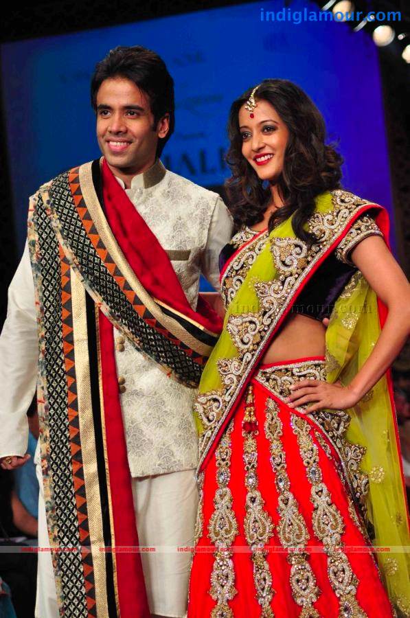IIJW BETI By Gitanjali In Association With Gr8 Event hd photo
