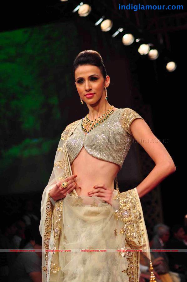 IIJW BETI By Gitanjali In Association With Gr8 Event hd photo