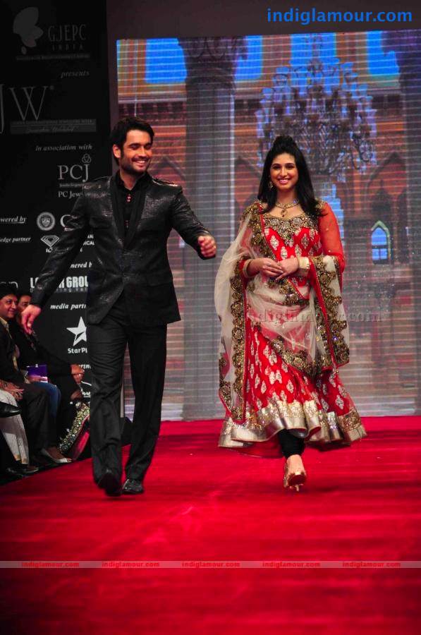 IIJW BETI By Gitanjali In Association With Gr8 Event hd photo