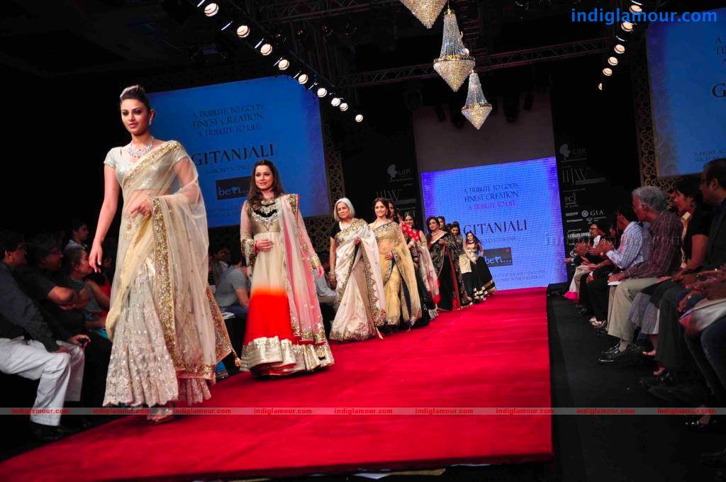 IIJW BETI By Gitanjali In Association With Gr8 Event hd photo