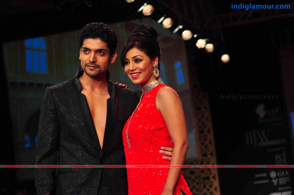 IIJW BETI By Gitanjali In Association With Gr8 Event hd photo
