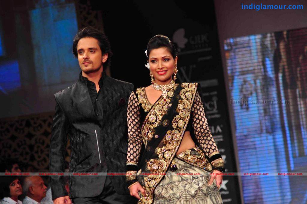 IIJW BETI By Gitanjali In Association With Gr8 Event hd photo