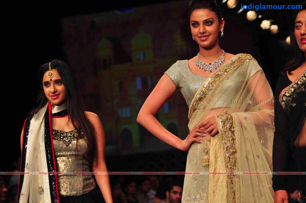 IIJW BETI By Gitanjali In Association With Gr8 Event hd photo