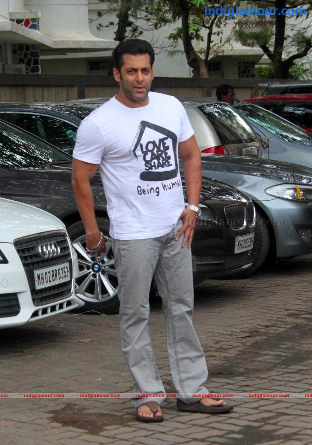 Salman Khan Wished To Fans On Eid Event hd photo