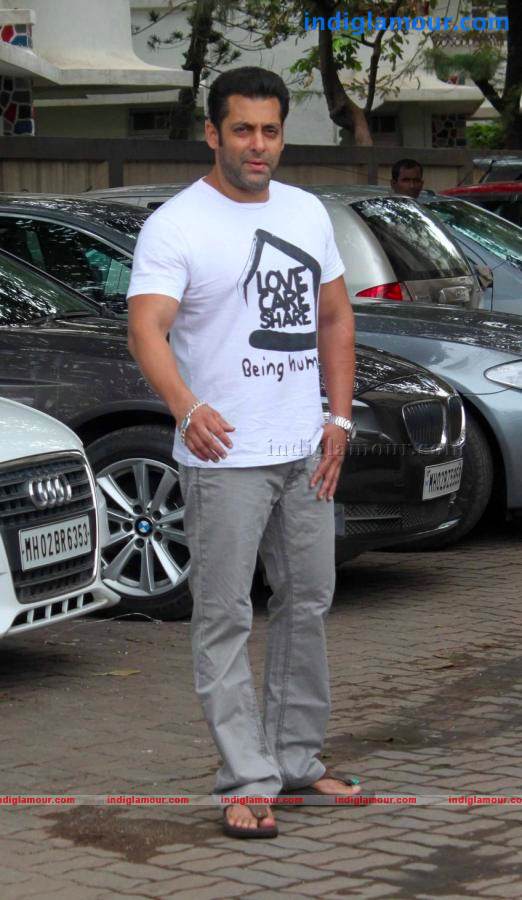 Salman Khan Wished To Fans On Eid Event hd photo