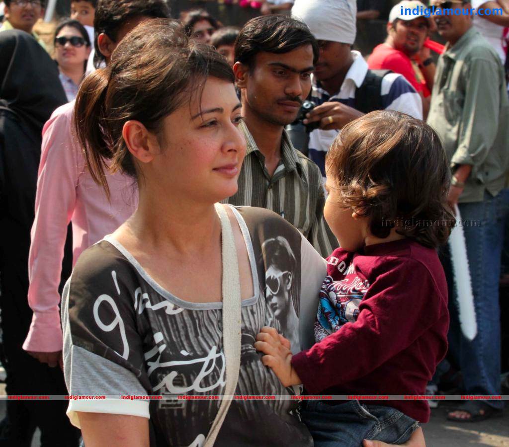 Imran Khan At Red Bull Soapbox Race 2012 Event hd photo