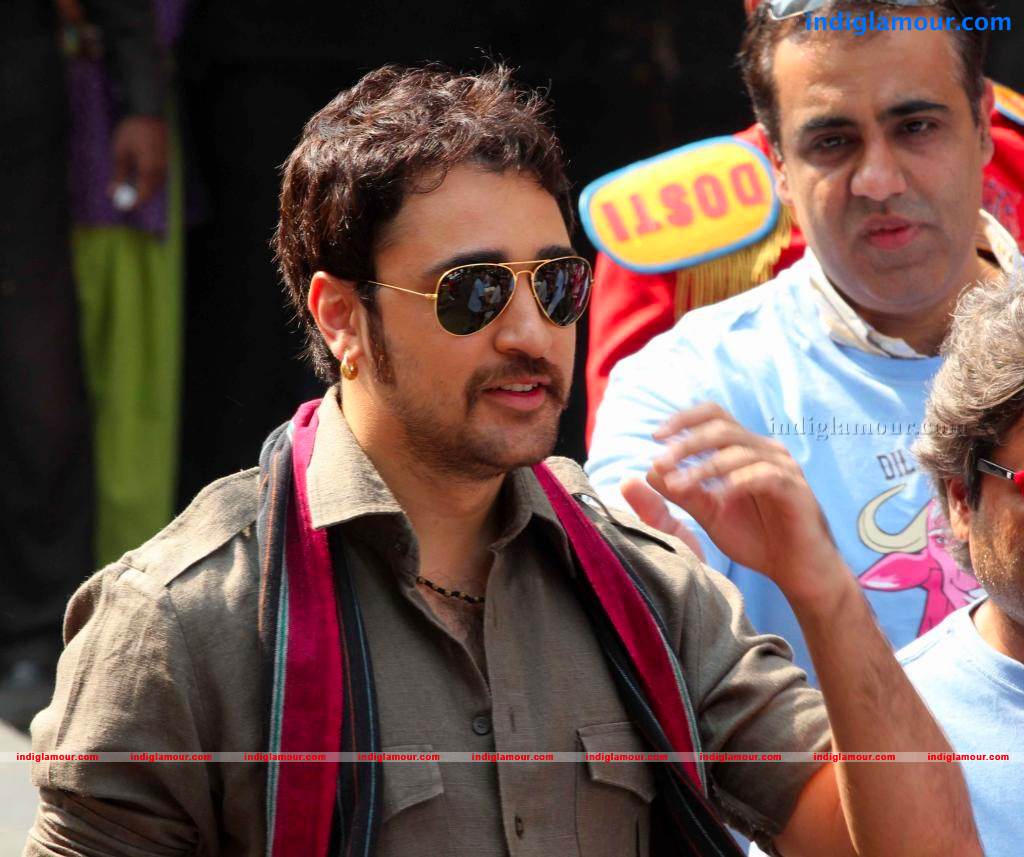 Imran Khan At Red Bull Soapbox Race 2012 Event hd photo