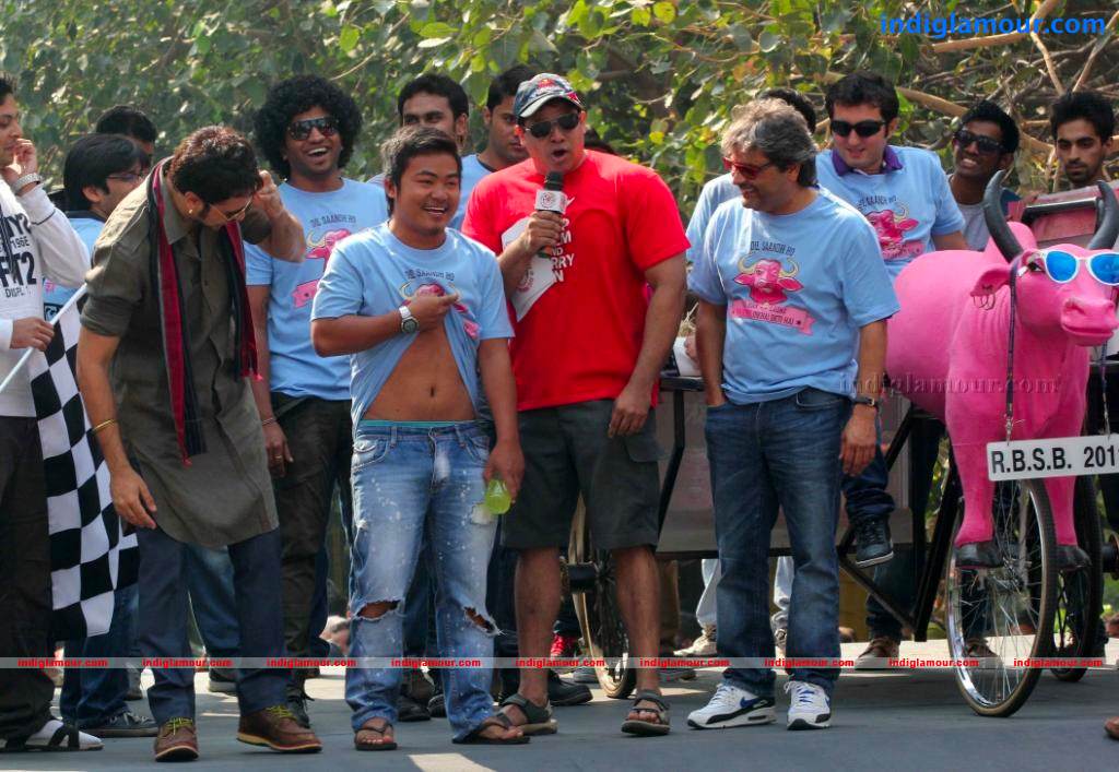 Imran Khan At Red Bull Soapbox Race 2012 Event hd photo