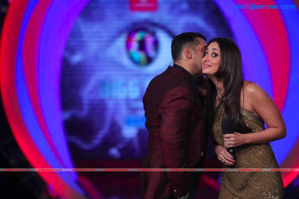 Kareena Kapoor Launch Dabangg 2 Item Song Event hd photo