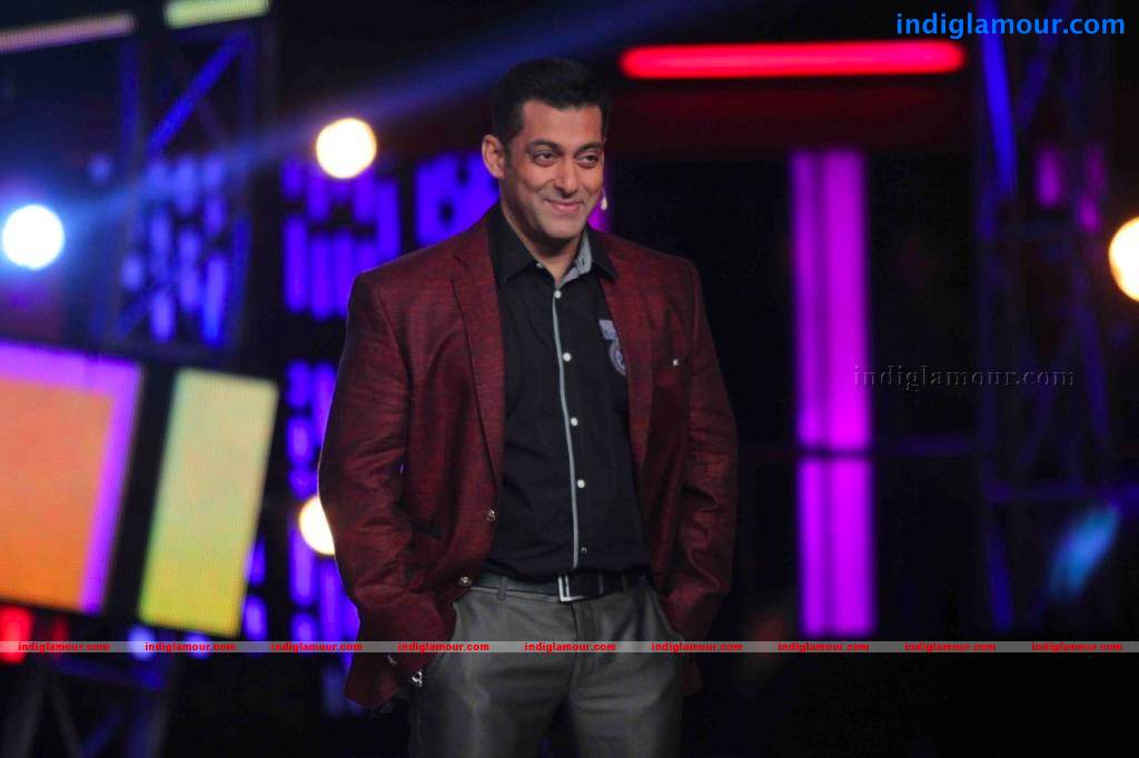Kareena Kapoor Launch Dabangg 2 Item Song Event hd photo