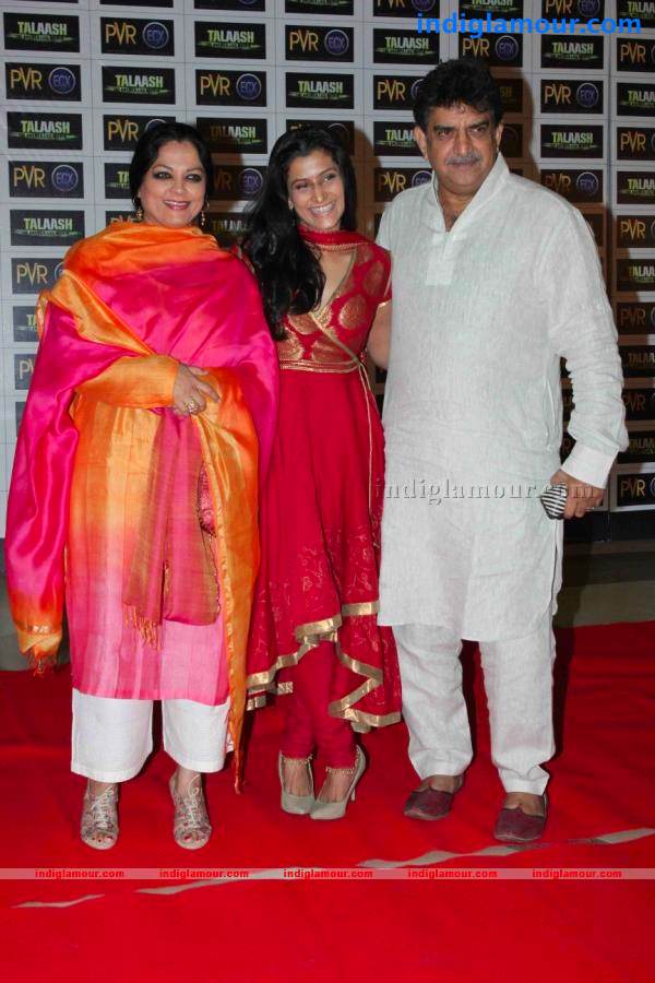 Talaash Movie Premier Show Event hd photo