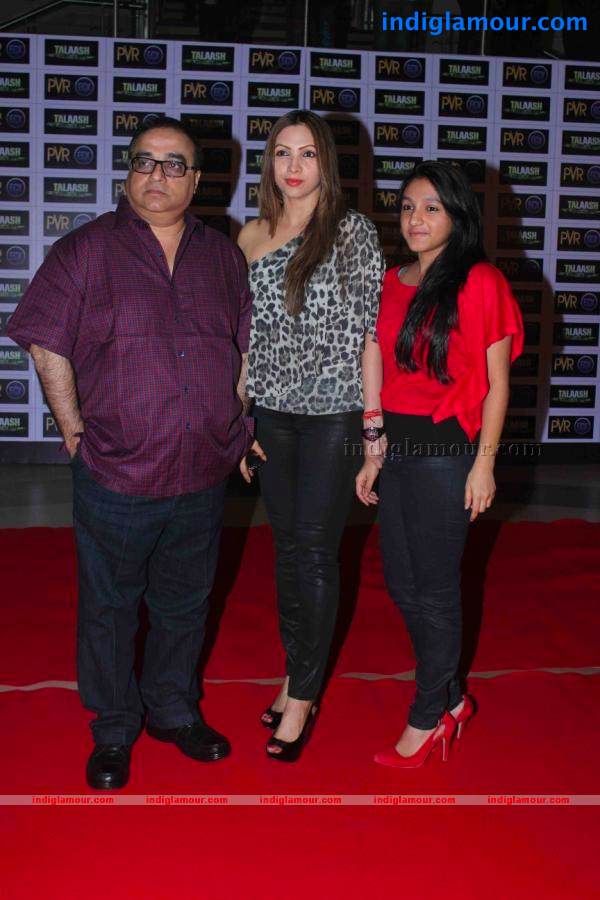 Talaash Movie Premier Show Event hd photo