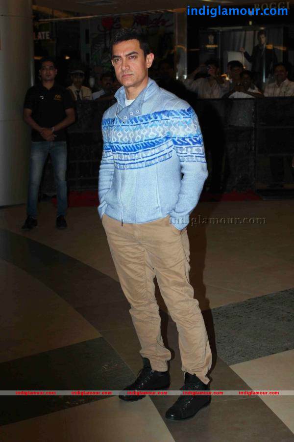 Talaash Movie Premier Show Event hd photo
