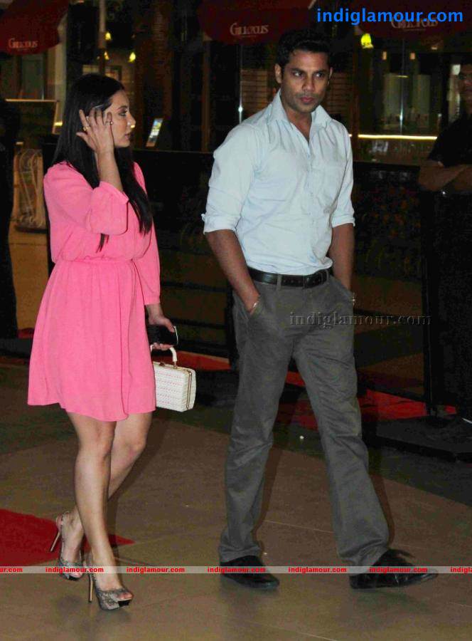 Talaash Movie Premier Show Event hd photo
