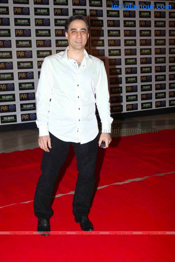 Talaash Movie Premier Show Event hd photo