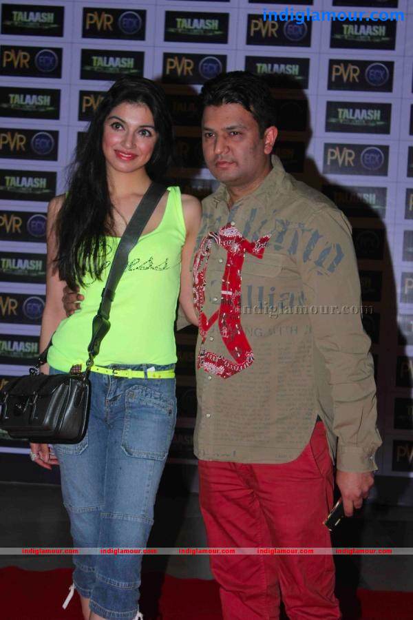 Talaash Movie Premier Show Event hd photo