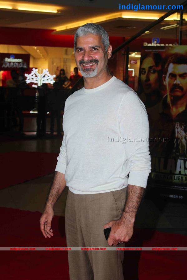 Talaash Movie Premier Show Event hd photo