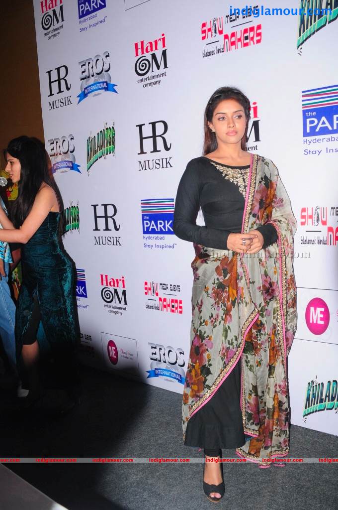 Akshay And Asin Promotes Khiladi 786 Event hd photo