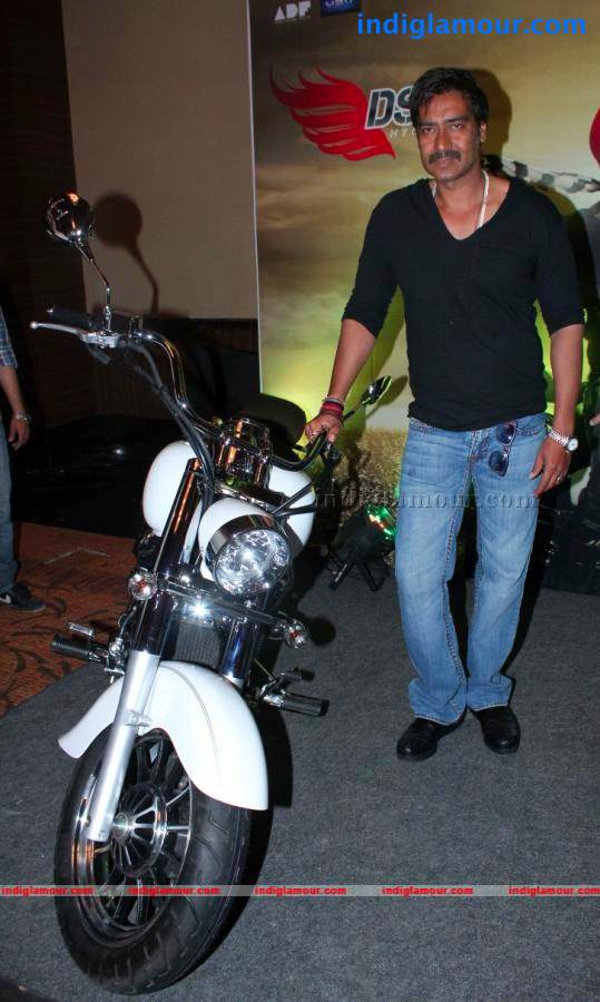 DSK Announces The Winner Of Picture Dekho Bike Jeeto Contest Event hd photo
