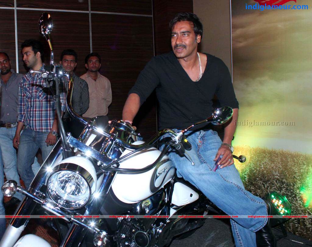 DSK Announces The Winner Of Picture Dekho Bike Jeeto Contest Event hd photo