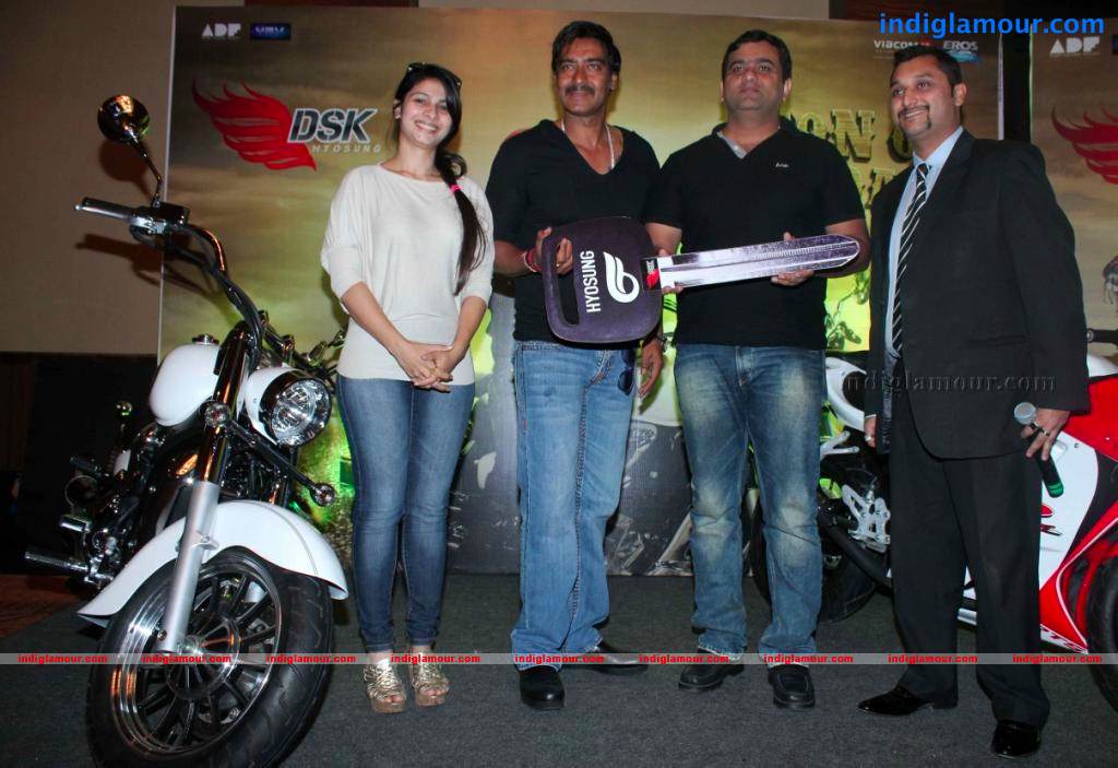 DSK Announces The Winner Of Picture Dekho Bike Jeeto Contest Event hd photo