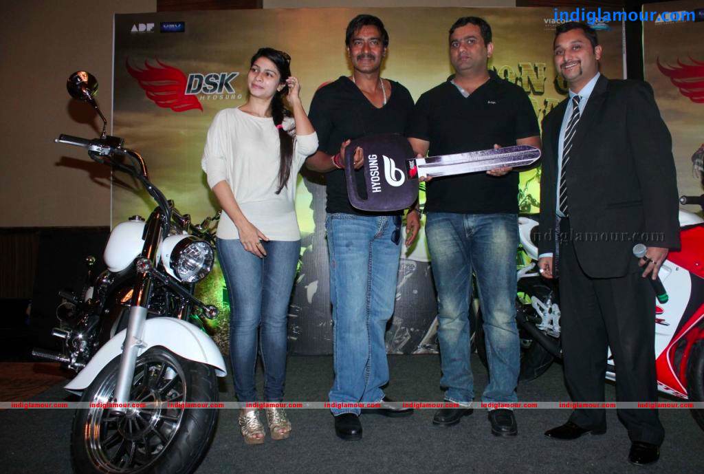 DSK Announces The Winner Of Picture Dekho Bike Jeeto Contest Event hd photo