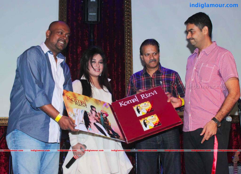Pakistan Singer Komal Rizvi's Album Launch Event hd photo