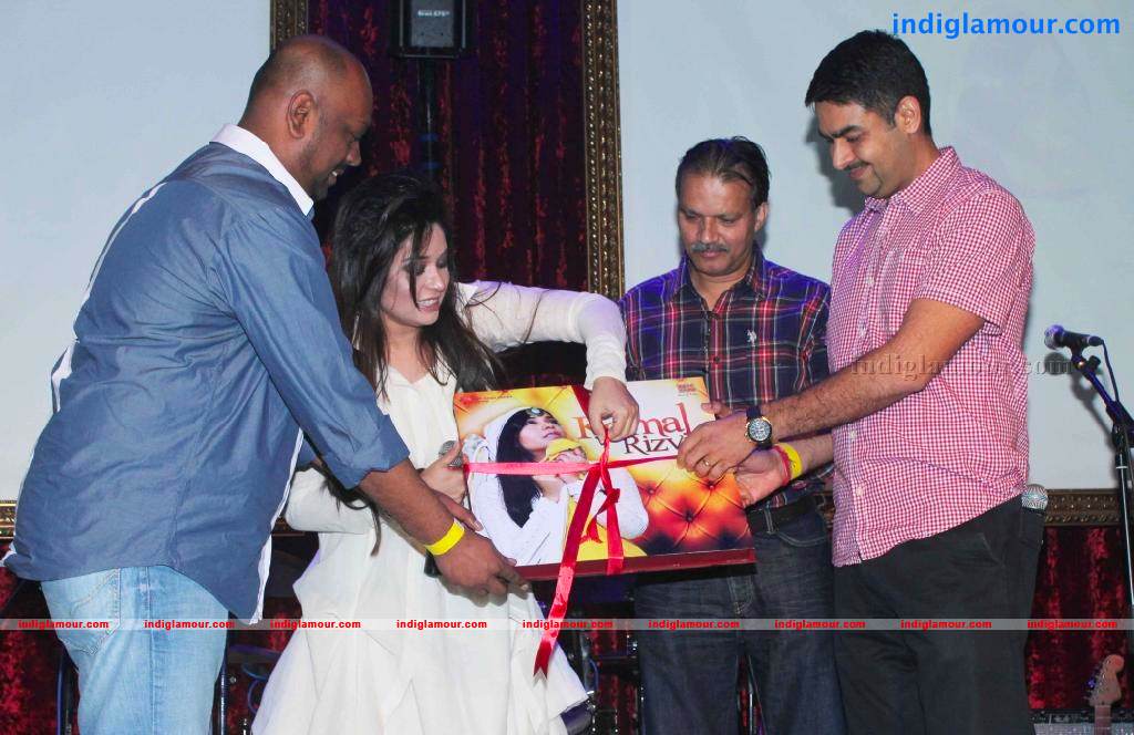 Pakistan Singer Komal Rizvi's Album Launch Event hd photo