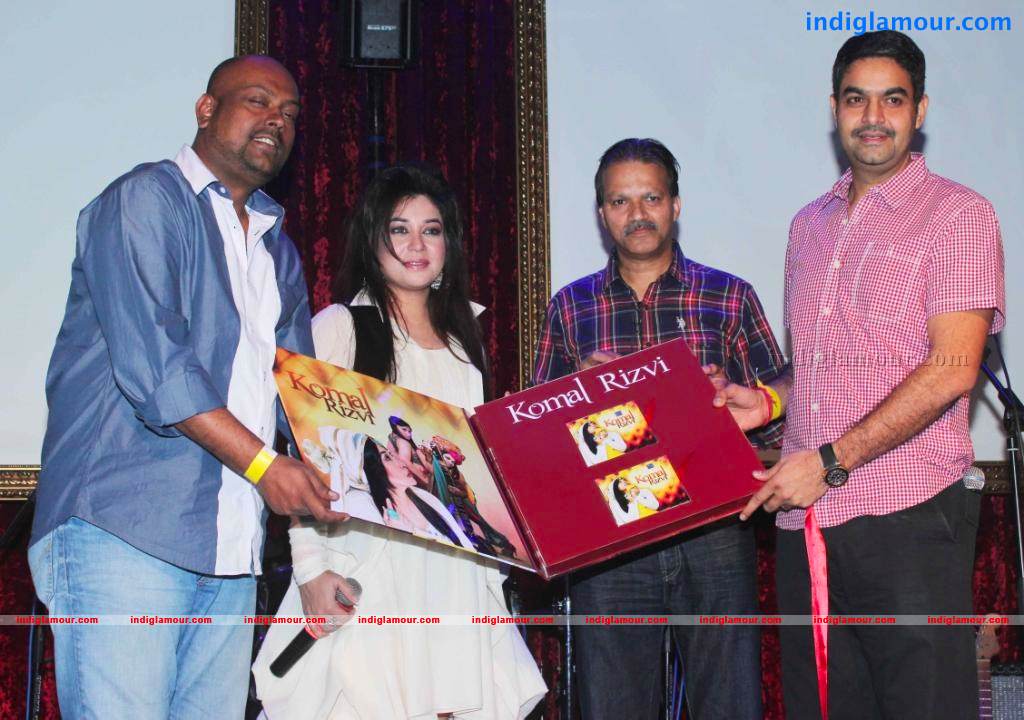 Pakistan Singer Komal Rizvi's Album Launch Event hd photo