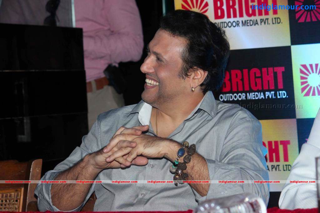Unveiling The trophy of 1st Bright Awards 2012 Event hd photo
