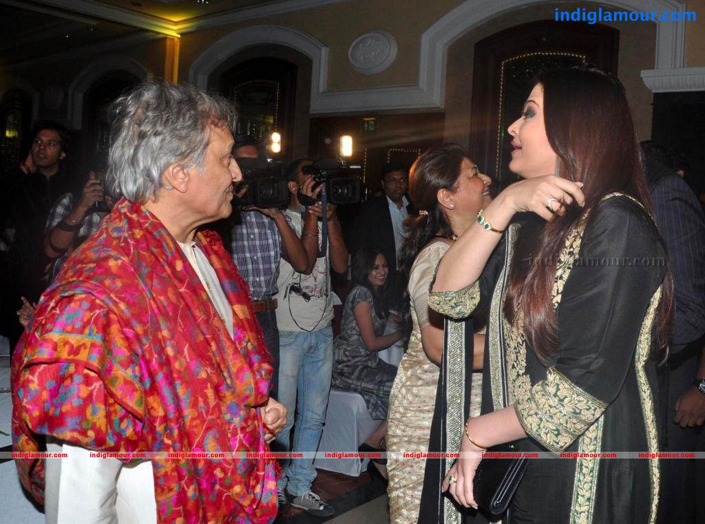 Book Release On Amjad Ali Khan father My Father Event hd photo