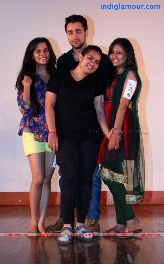 Anushka And Imran Promotes Matru Ki Bijlee Ka Mandola Event hd photo