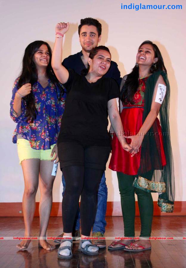Anushka And Imran Promotes Matru Ki Bijlee Ka Mandola Event hd photo