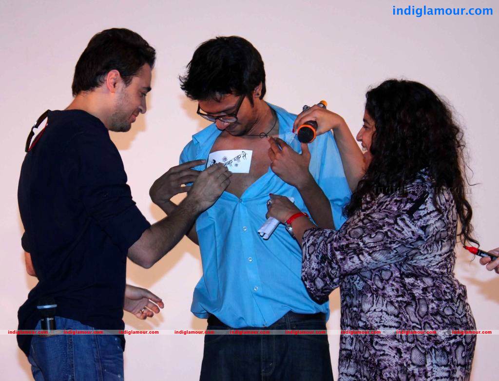 Anushka And Imran Promotes Matru Ki Bijlee Ka Mandola Event hd photo