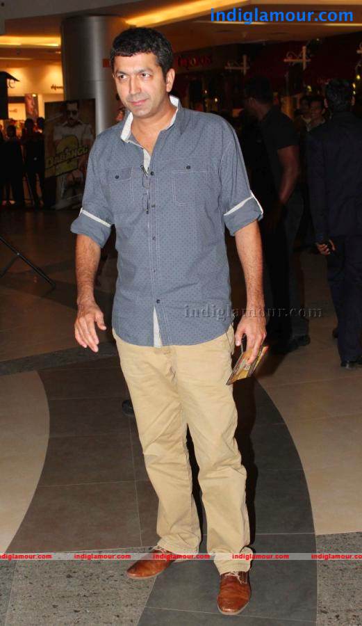 Bollywood Stars At Dabangg 2 Movie Premiere Show Event hd photo