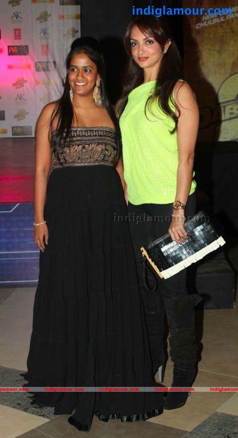 Bollywood Stars At Dabangg 2 Movie Premiere Show Event hd photo
