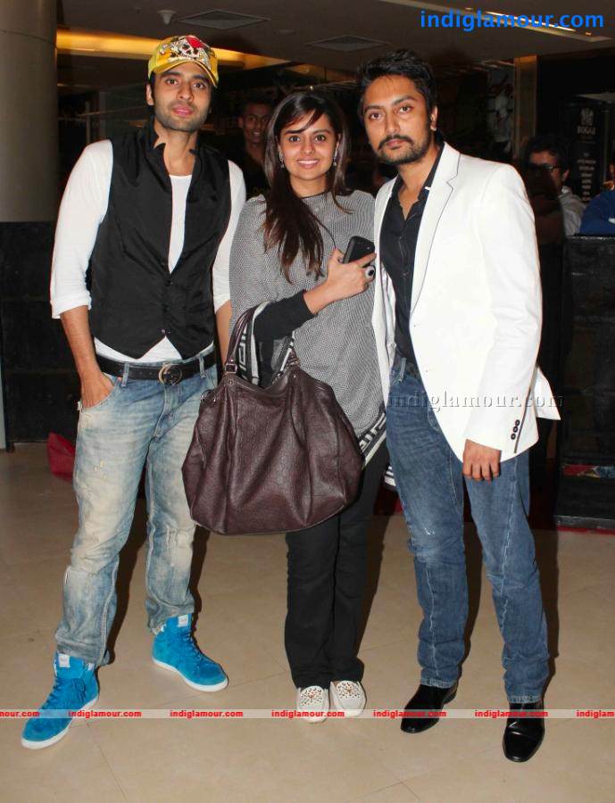 Bollywood Stars At Dabangg 2 Movie Premiere Show Event hd photo