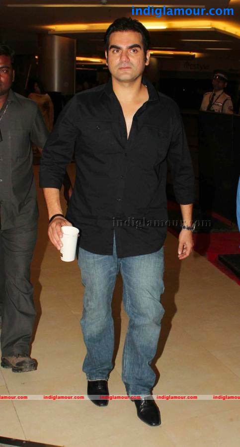 Bollywood Stars At Dabangg 2 Movie Premiere Show Event hd photo