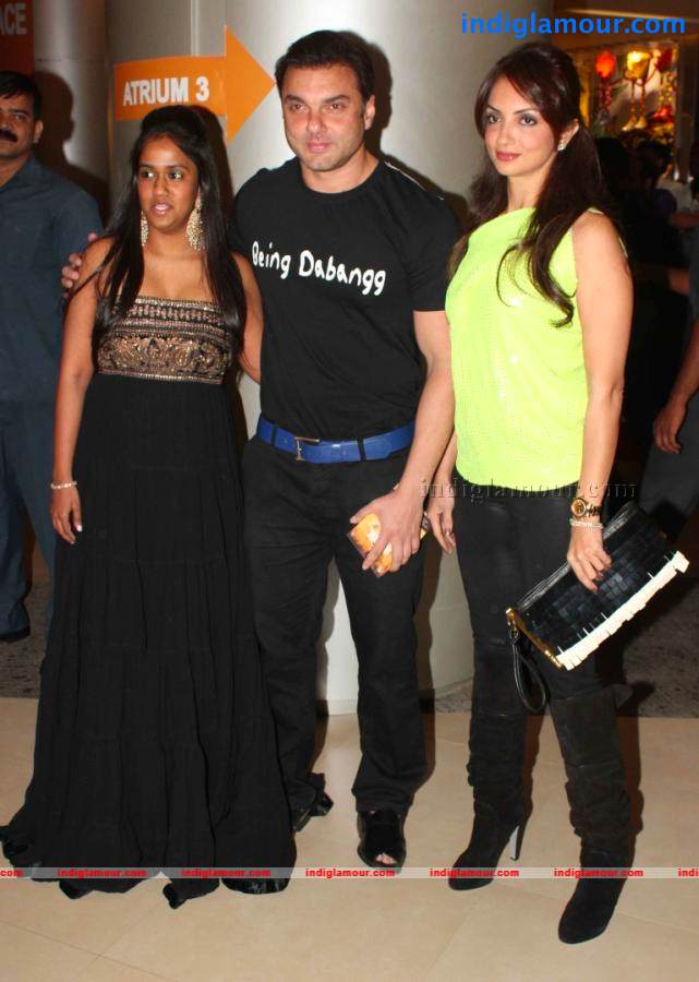 Bollywood Stars At Dabangg 2 Movie Premiere Show Event hd photo