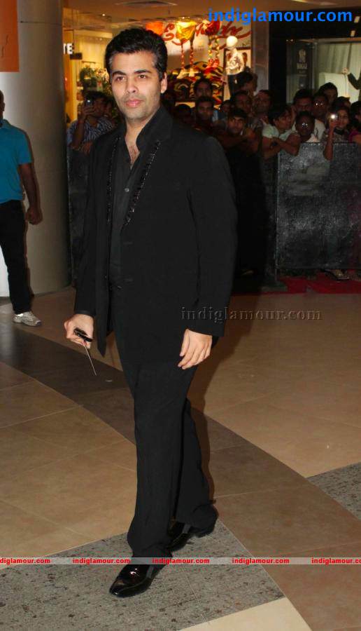 Bollywood Stars At Dabangg 2 Movie Premiere Show Event hd photo