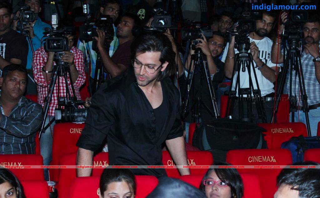 Hrithik Roshan At Kai Po Che Trailer Movie Launch Event hd photo