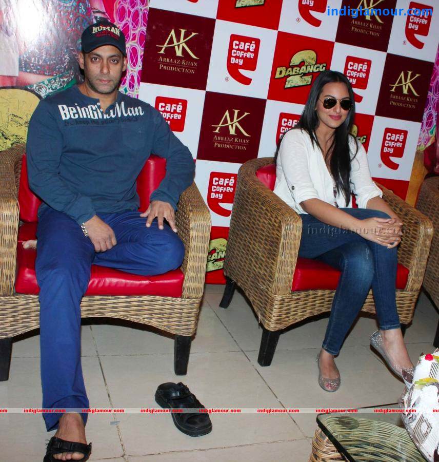 Salman And Sonakshi At Coffee Day Flavours Launch Event hd photo