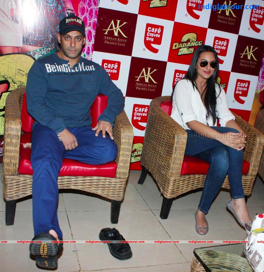 Salman And Sonakshi At Coffee Day Flavours Launch Event hd photo