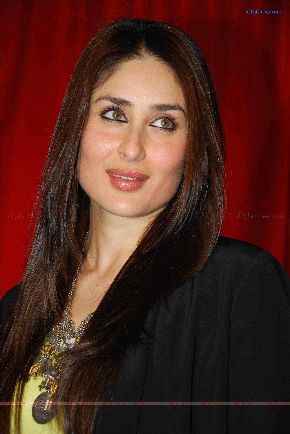 Kareena Imran Khan at Ek Main Aur Ekk Tu Photo Exhibition Event hd photo