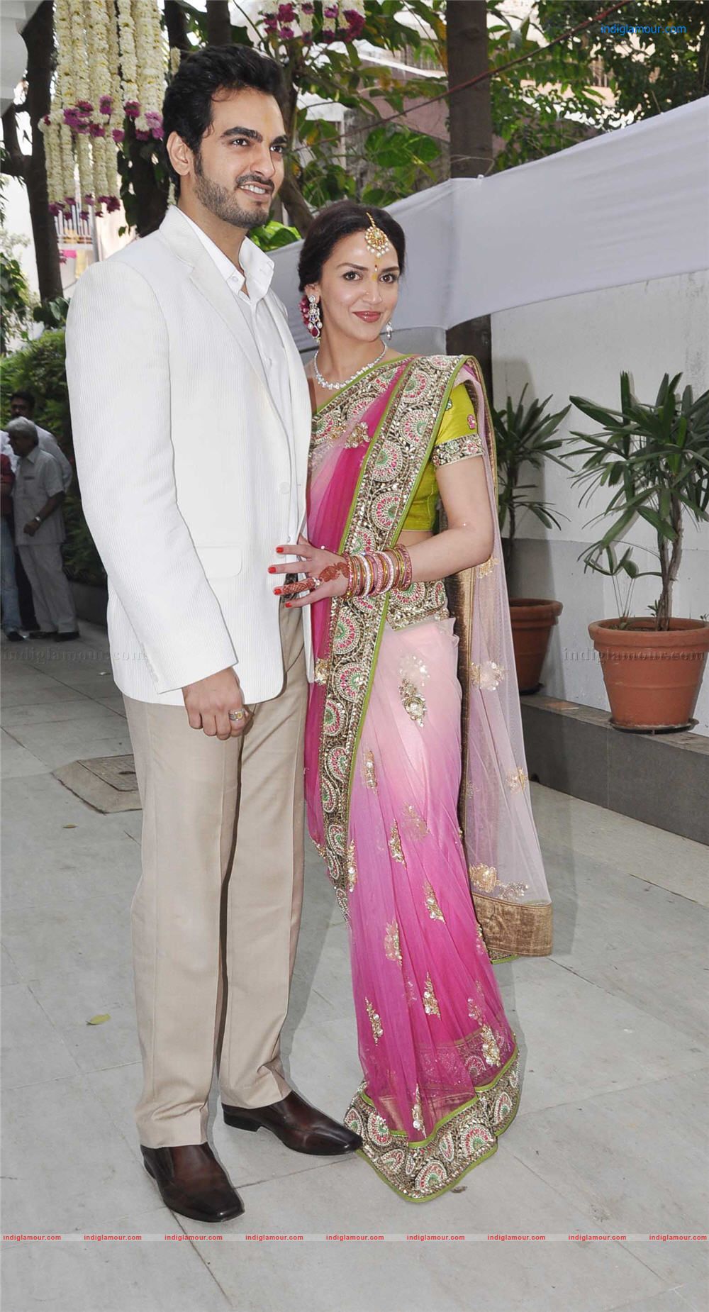 Esha Deol Engaged To Bharat Takhtani Event hd photo