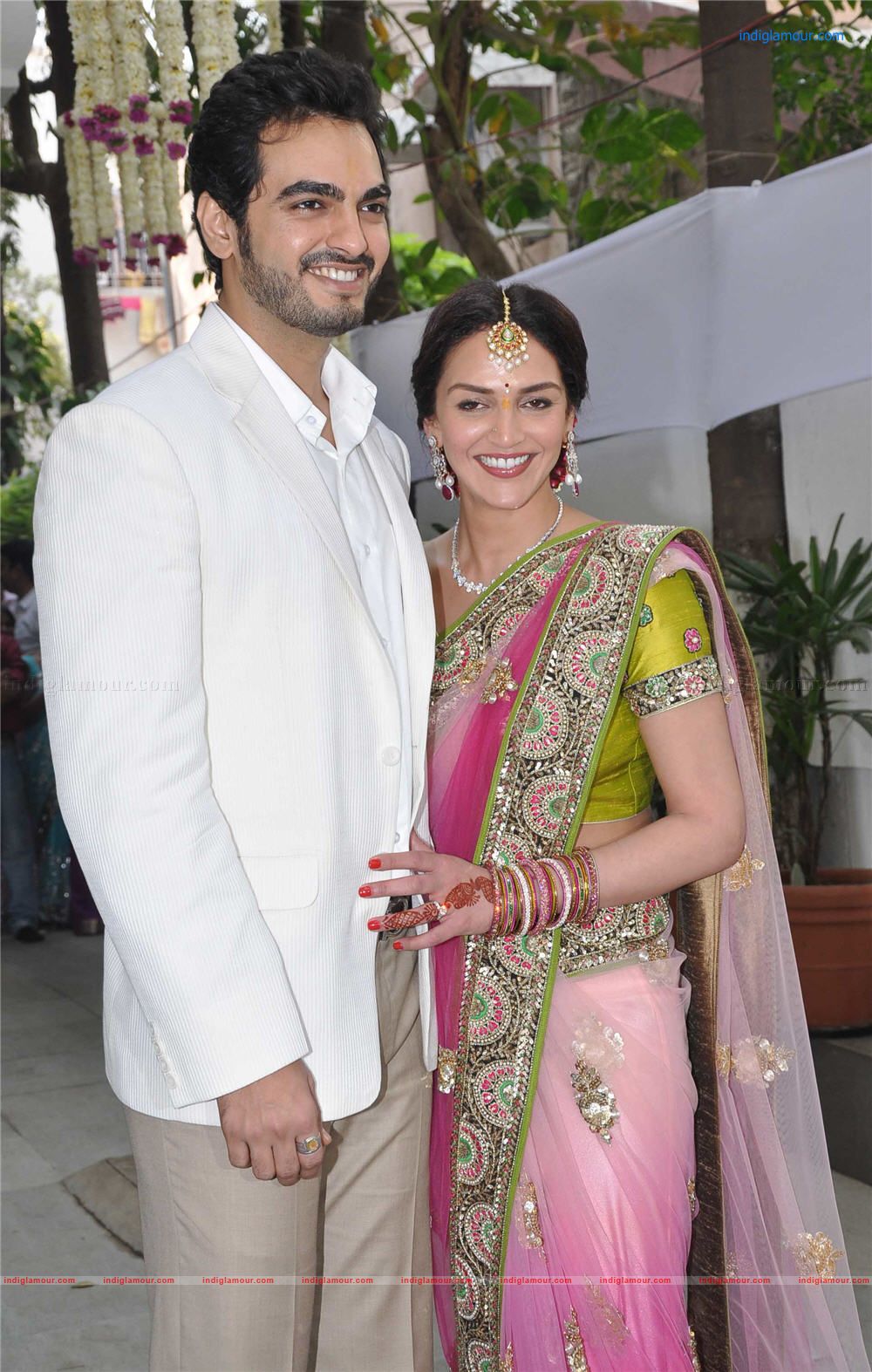 Esha Deol Engaged To Bharat Takhtani Event hd photo